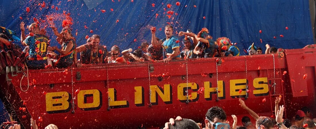 La Tomatina & Las Fallas: Spain at Its Most Joyfully Wild 1 La Tomatina & Las Fallas: Spain at Its Most Joyfully Wild